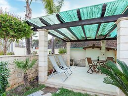 Simplistic Apartment in Reitani near Lido Beach