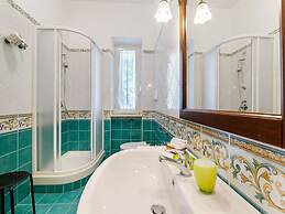 Villa With Pool Near Paestum