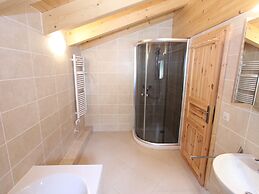 Chalet in La Tzoumaz With Sauna Views