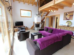 Chalet in La Tzoumaz With Sauna Views