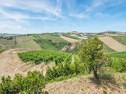 Apartment in Ascoli Near Mountains