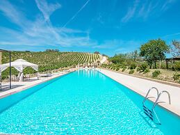 Apartment in Ascoli Near Mountains