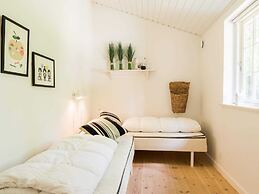 5 Star Holiday Home in Henne