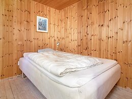 8 Person Holiday Home in Vaeggerlose