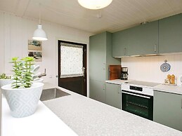 Modern Retreat in Klitgards-by Traum