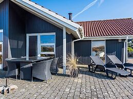 4 Star Holiday Home in Henne