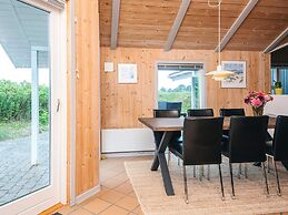 4 Star Holiday Home in Henne