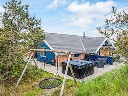 4 Star Holiday Home in Henne