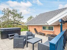4 Star Holiday Home in Henne