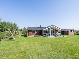 5 Star Holiday Home in Tarm