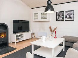 4 Person Holiday Home in Blavand