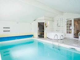 4 Star Holiday Home in Henne