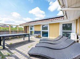 4 Star Holiday Home in Henne