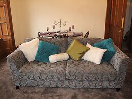 Holiday Home in Ayr near Beach