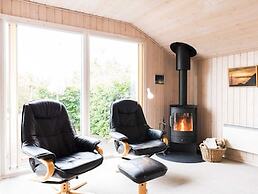 6 Person Holiday Home in Tarm