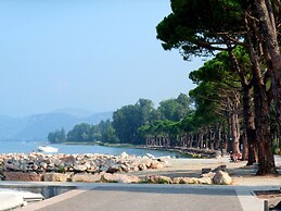 Poolside Stay in Lazise