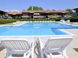 Poolside Stay in Lazise