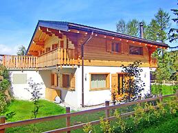 Chalet in La Tzoumaz Near Ski Lift