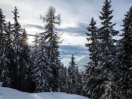 Chalet in La Tzoumaz Near Ski Lift