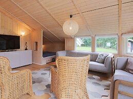 6 Person Holiday Home in Dronningmølle
