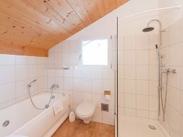 Chalet in Dachstein West With Shared Pool