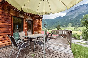 Chalet in Dachstein West With Shared Pool