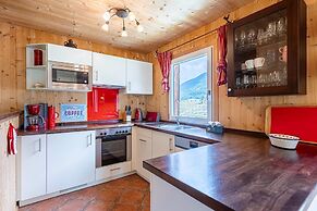 Chalet in Dachstein West With Shared Pool