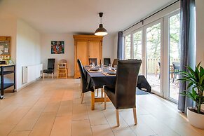 Peaceful Durbuy Home & Garden