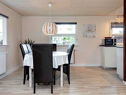 6 Person Holiday Home in Vaeggerlose