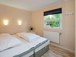 6 Person Holiday Home in Vaeggerlose