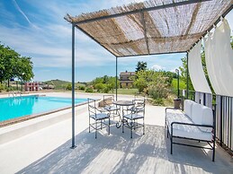 Apartment in Marche Near Sibillini Park