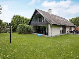 12 Person Holiday Home in Vaeggerlose