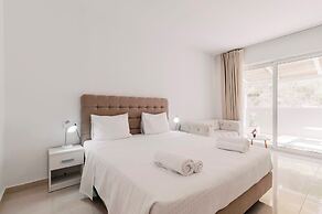 Bamboo Suites Adults Only