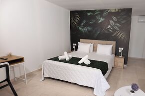 Bamboo Suites Adults Only