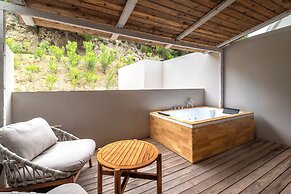Bamboo Suites Adults Only