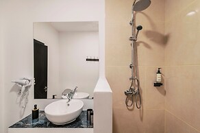 Bamboo Suites Adults Only