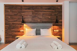 Bamboo Suites Adults Only