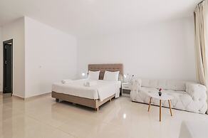 Bamboo Suites Adults Only