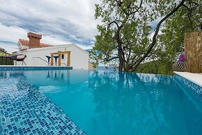 Villa Dundo Pero