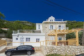 Villa Dundo Pero