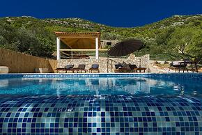 Villa Dundo Pero