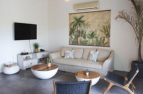 Coco's Beach House