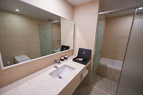 CS Hotel