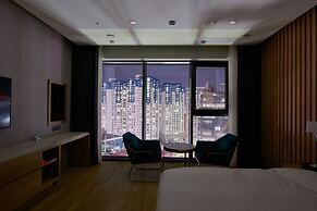 CS Hotel