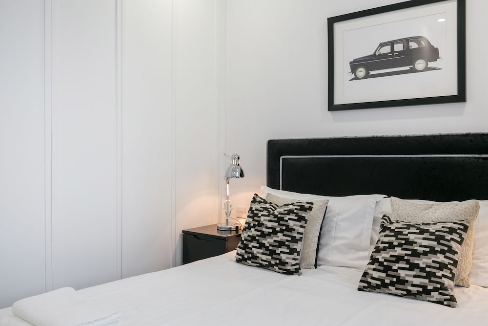 Urban Chic - Shaftesbury
