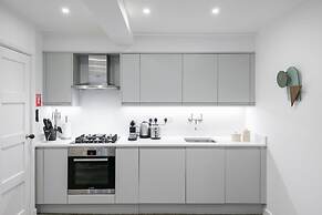 Urban Chic - Rathbone
