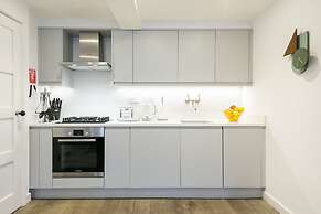 Urban Chic - Rathbone