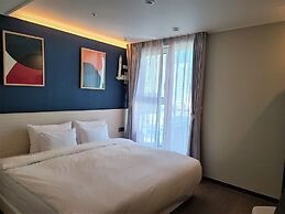 Hound Hotel Busan Station