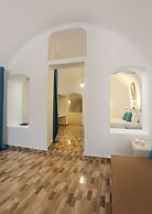 Church & Cave - Santorini Private Residences
