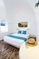 Church & Cave - Santorini Private Residences
